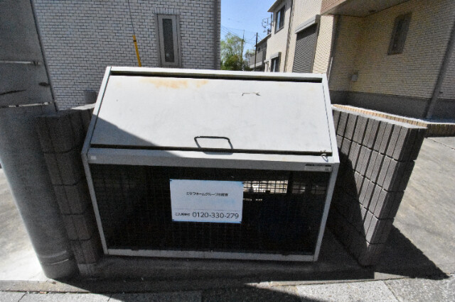 ��ʌ��@�c�s�@�c�T���ڂ̈�ˌ��Ă̂��̑�