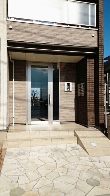 ��ʌ��������܎s���搼��{�P���ڂ̃A�p�[�g�̃G���g�����X