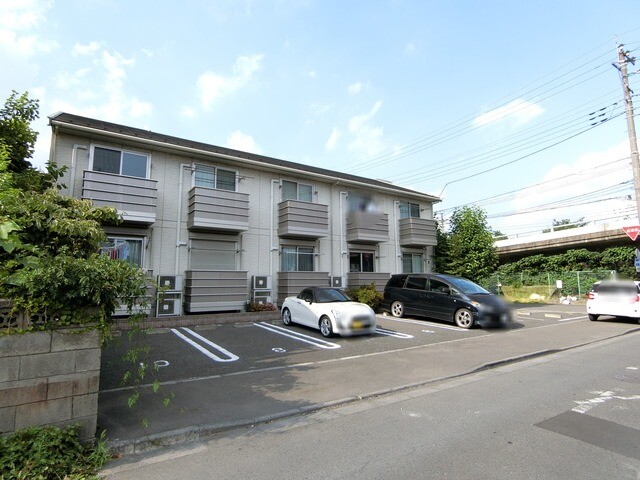 ��ʌ��������܎s�k��y�C��1445-1�̃A�p�[�g�̌����O��