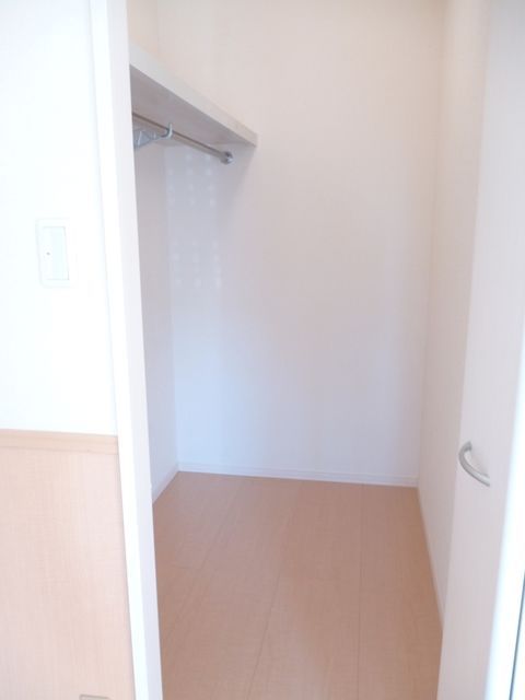 ��ʌ��������܎s�k��y�C���̃A�p�[�g�̎��[