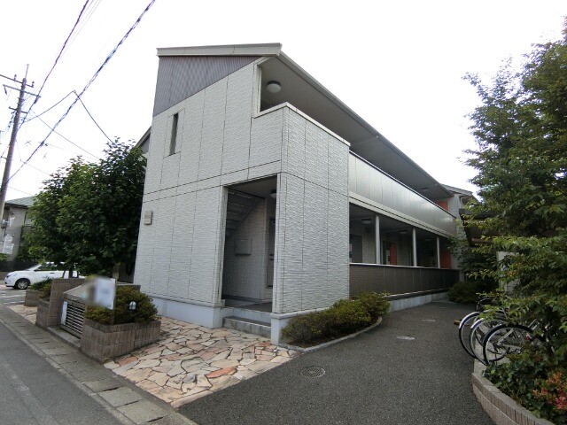 ��ʌ��������܎s�k��y�C���̃A�p�[�g�̃G���g�����X