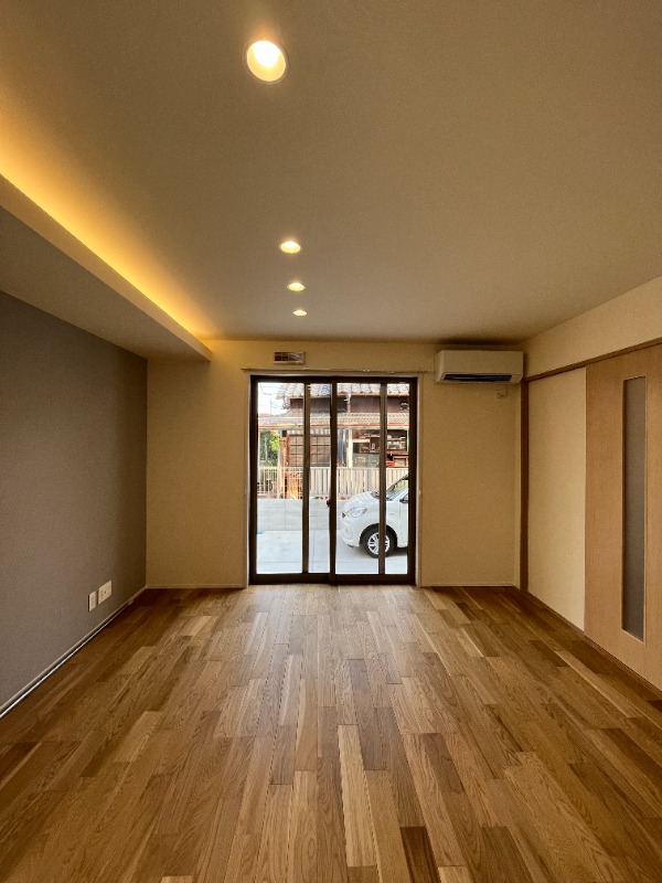 ��ʌ��������܎s��{��������P���ڂ̈�ˌ��Ă̂��̑������E�X�y�[�X