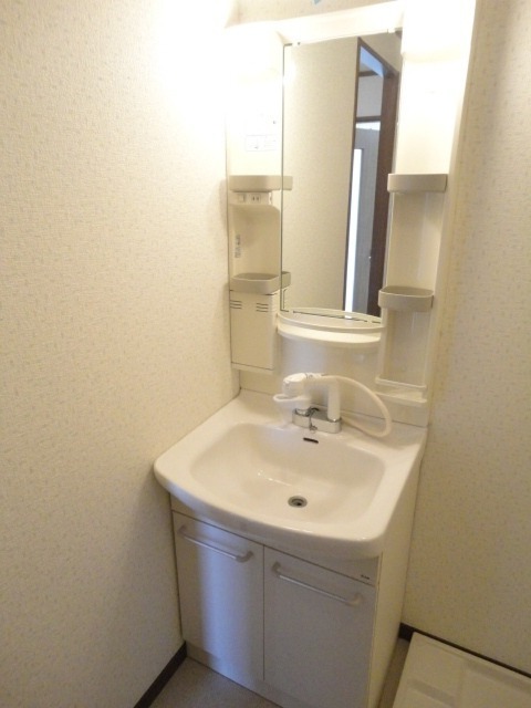 ��ʌ��������܎s�����擌��{�V���ڂ̃}���V�����̐��ʏ�