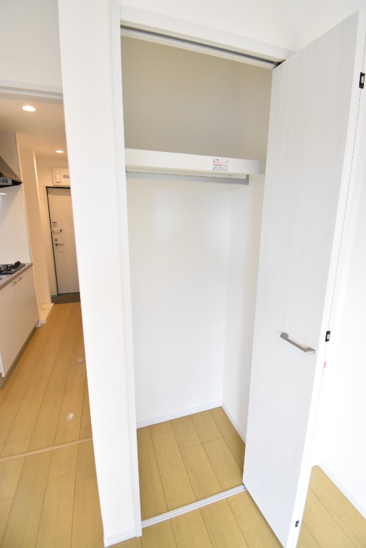 ��ʌ�����s������U���ڂ̃A�p�[�g�̎��[