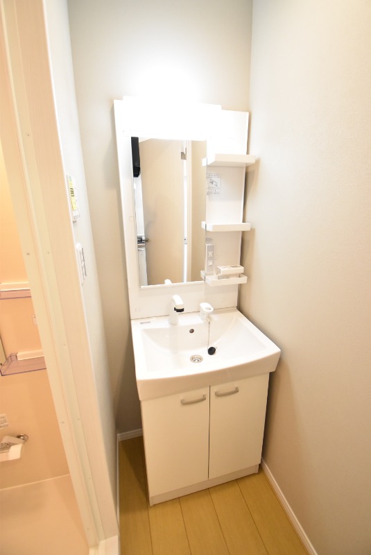 ��ʌ�����s������U���ڂ̃A�p�[�g�̐��ʏ�