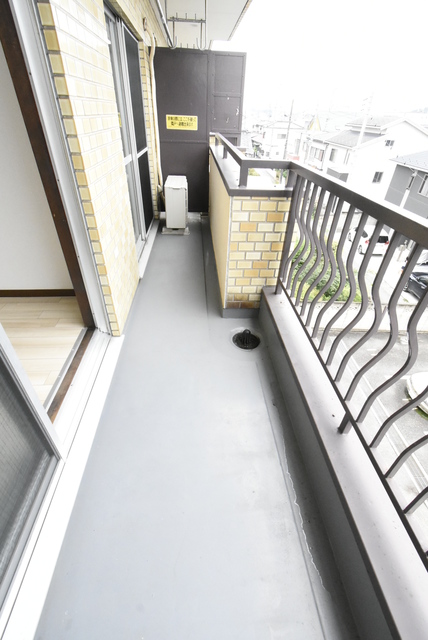 ��ʌ��������܎s�������a�c���Q���ڂ̃}���V�����̃o���R�j�[