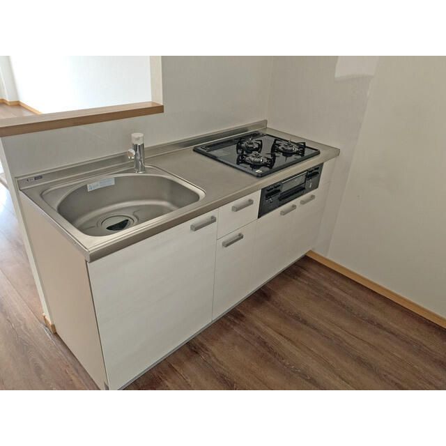 ��ʌ�����s�씵���J�R���ڂ̃}���V�����̃L�b�`��