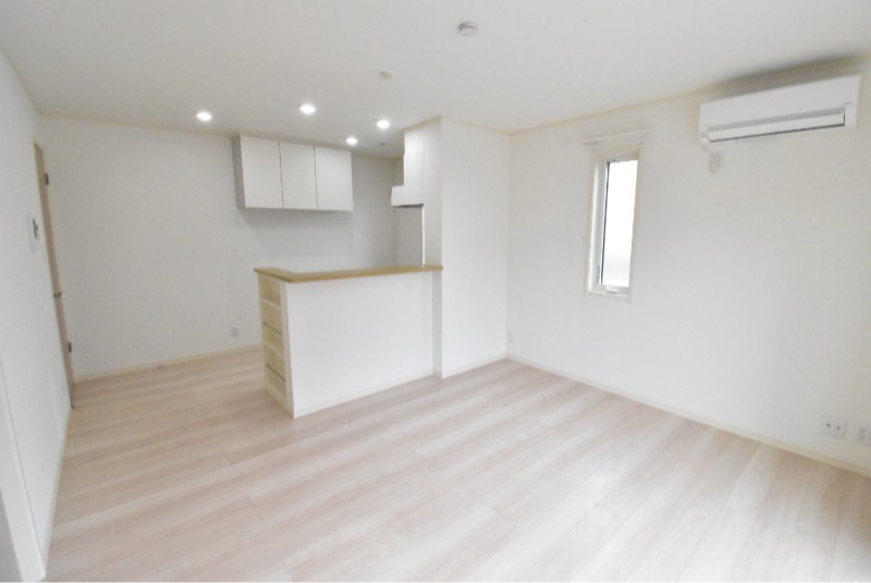 ��ʌ��������܎s������厚���V��̃A�p�[�g�̋��ԁE���r���O