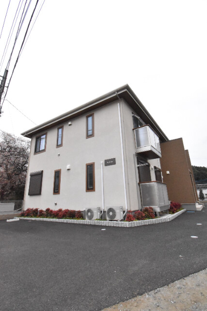 ��ʌ��������܎s������厚���V��494-3�̃A�p�[�g�̌����O��