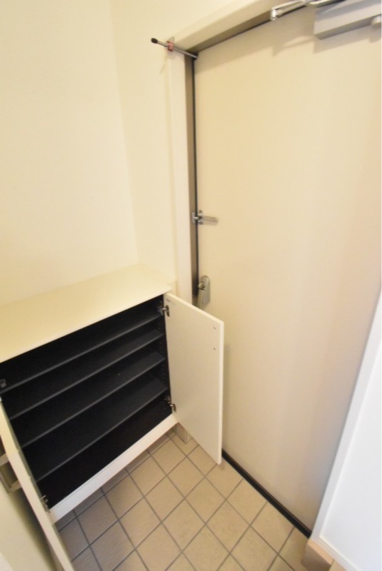 ��ʌ��������܎s������厚���V��̃A�p�[�g�̌���