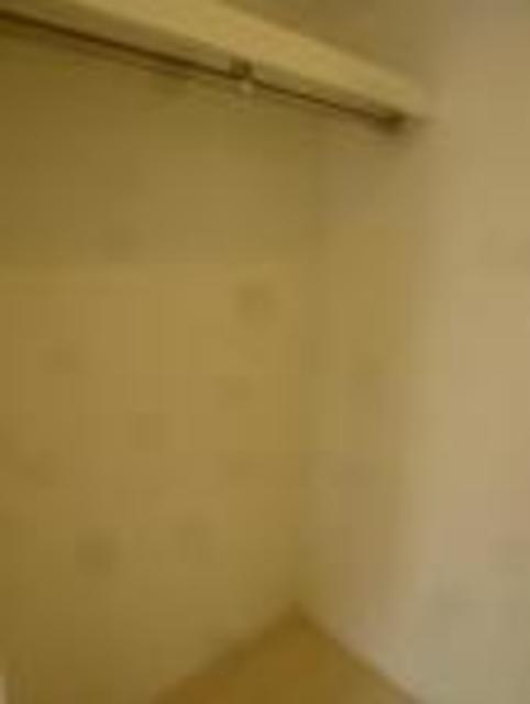 ��ʌ��������܎s�΋�厚�����̃A�p�[�g�̎��[