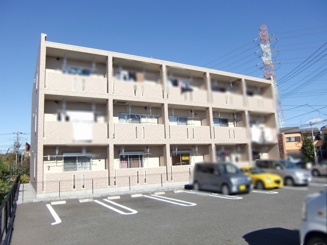 ��ʌ�����s��c�{923-1�̃}���V�����̌����O��