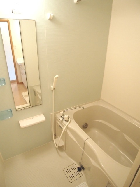 ��ʌ�����s��c�{�̃}���V�����̃o�X