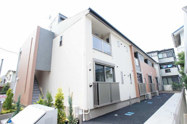 ��ʌ�����s�씵���J�T����7-3�̃A�p�[�g�̌����O��