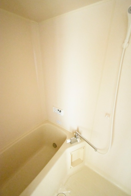 ��ʌ��������܎s�����擌��{�S���ڂ̃A�p�[�g�̃o�X