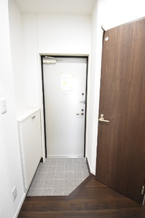 ��ʌ��������܎s��{�擌���P���ڂ̃}���V�����̌���