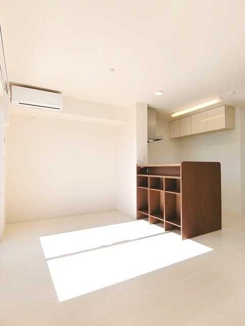 ��ʌ��������܎s���搼��{�S���ڂ̃A�p�[�g�̋��ԁE���r���O