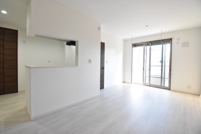 ��ʌ��������܎s�΋�厚����c�̃A�p�[�g�̋��ԁE���r���O