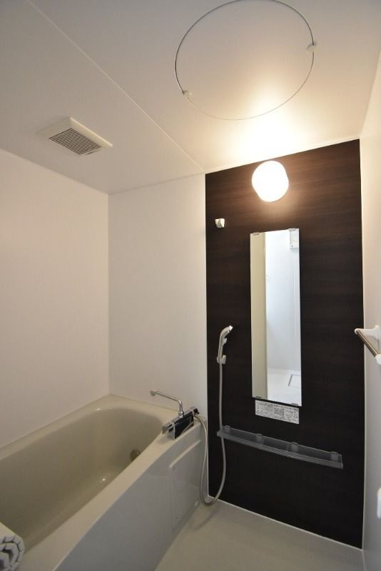 ��ʌ��������܎s������㗎���T���ڂ̃A�p�[�g�̃o�X