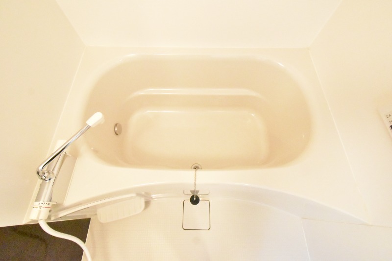 ��ʌ��������܎s���搼��{�R���ڂ̃A�p�[�g�̃o�X