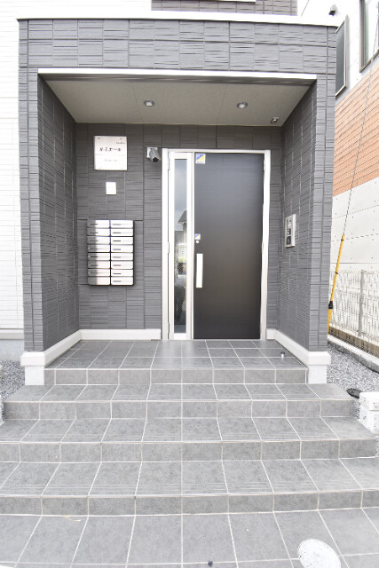 ��ʌ��������܎s���搼��{�R���ڂ̃A�p�[�g�̃G���g�����X