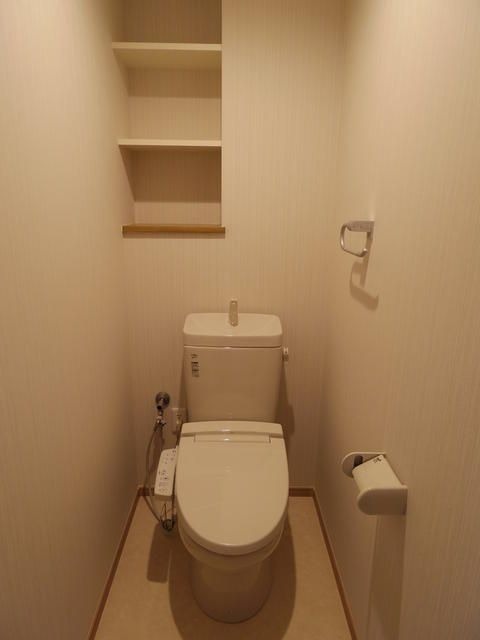 ��ʌ�����s�̉ƂQ���ڂ̃}���V�����̃g�C��