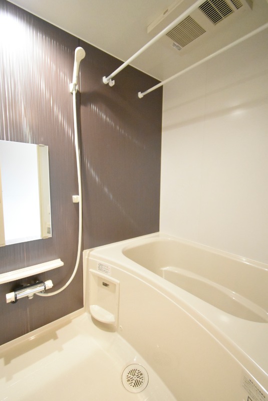 ��ʌ��������܎s��{��x�̓����R���ڂ̃}���V�����̃o�X