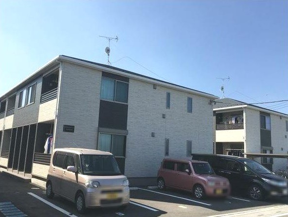 ��ʌ��������܎s�΋�����R���ڂ̃A�p�[�g�̒��ԏ�