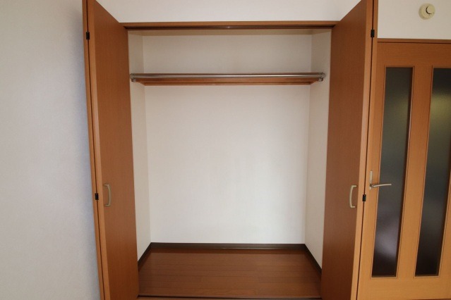 ��ʌ��������܎s��{��O���R���ڂ̃}���V�����̎��[