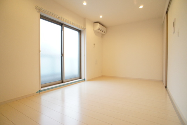 ��ʌ��������܎s�k��{�����R���ڂ̃}���V�����̂��̑������E�X�y�[�X