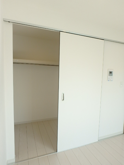 ��ʌ��������܎s�k��{�����R���ڂ̃}���V�����̎��[