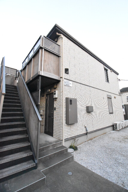 ��ʌ��������܎s�Y�a�擌������21-6�̃A�p�[�g�̌����O��