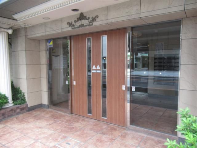 ��ʌ��������܎s�Y�a�捂���R���ڂ̃}���V�����̃G���g�����X