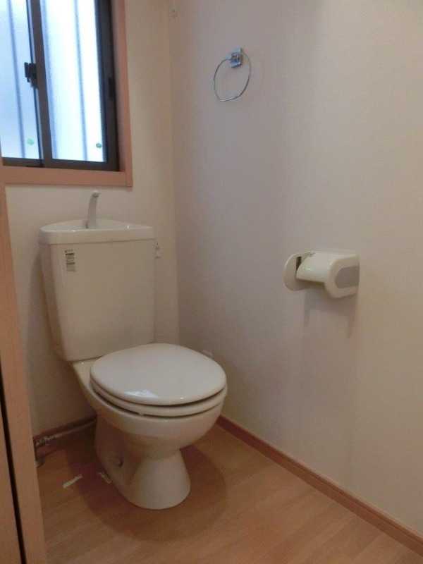 ��ʌ��z�J�s�ԎR���T���ڂ̃A�p�[�g�̃g�C��