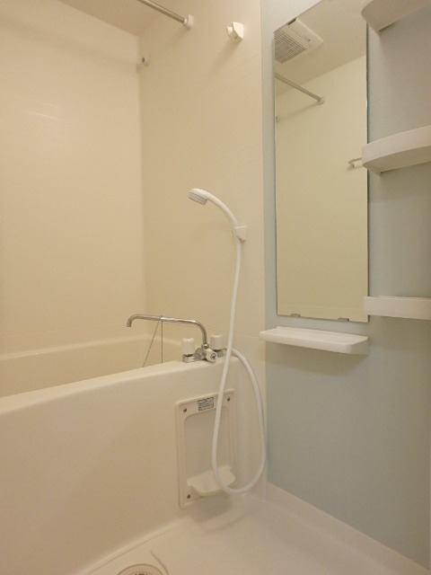 ��ʌ��������܎s��{��g�~���Q���ڂ̃}���V�����̃o�X