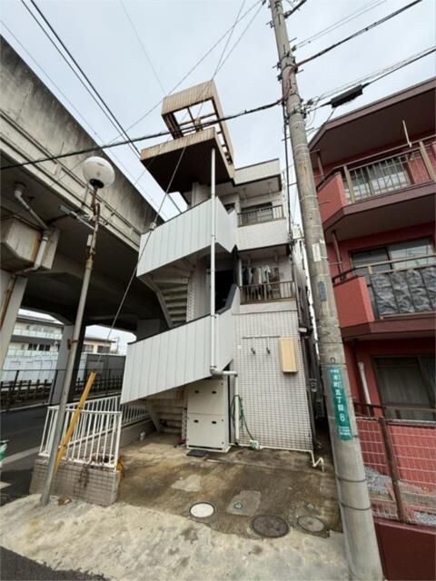 ��ʌ��������܎s��΋�{���T����8-9�̃}���V�����̌����O��