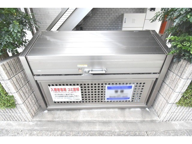 ��ʌ��������܎s��{��y�蒬�Q���ڂ̃A�p�[�g�̂��̑�