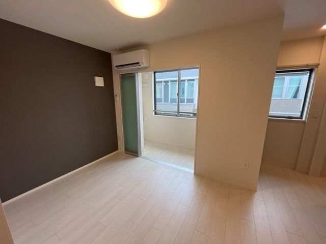 ��ʌ��������܎s���搼��{�R���ڂ̃A�p�[�g�̋��ԁE���r���O