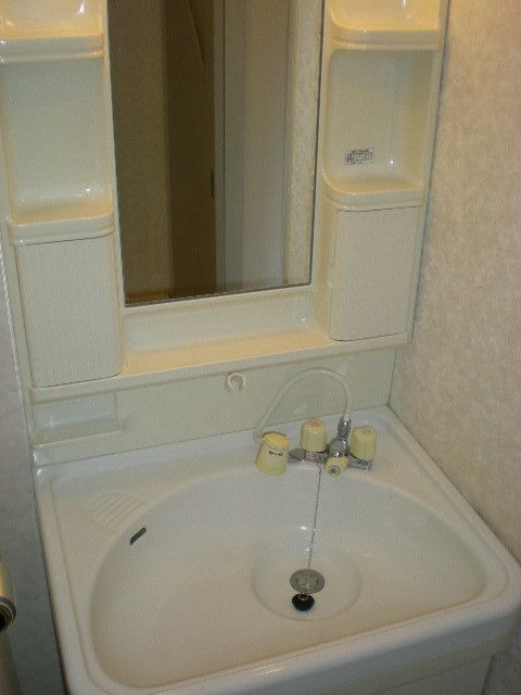 ��ʌ��������܎s�����擌��{�T���ڂ̃}���V�����̐��ʏ�