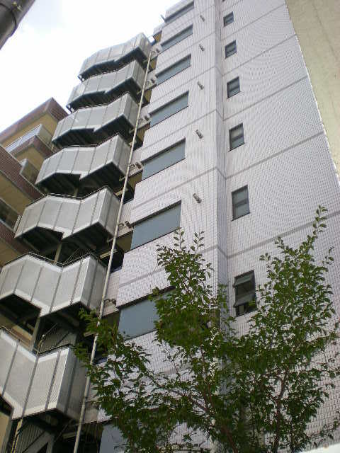 ��ʌ��������܎s�����擌��{�T���ڂ̃}���V�����̌����O��