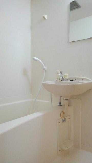 ��ʌ��������܎s��΋�{���Q���ڂ̃}���V�����̃o�X