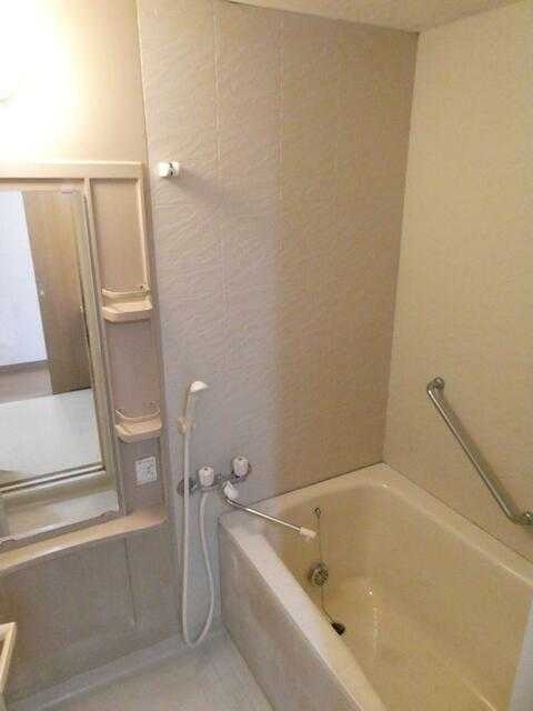 ��ʌ��������܎s�΋擌�Y�a�X���ڂ̃}���V�����̃o�X