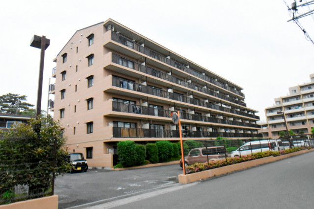 ��ʌ�����s�t���P����33-1�̃}���V�����̌����O��