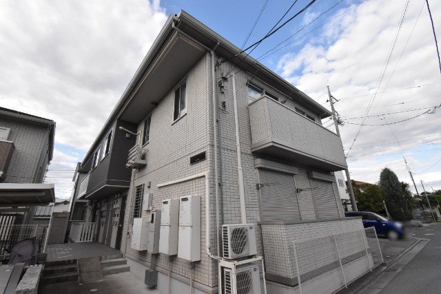 ��ʌ��������܎s�΋擹�c�y�Q����21-14�̃A�p�[�g�̌����O��