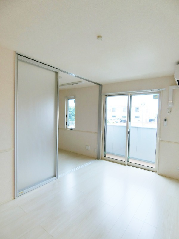 ��ʌ��������܎s������t���Q���ڂ̃A�p�[�g�̂��̑������E�X�y�[�X