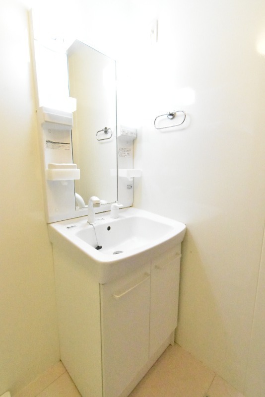 ��ʌ��������܎s��{��听���P���ڂ̃A�p�[�g�̐��ʏ�