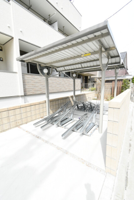 ��ʌ��������܎s�Y�a��k�Y�a�Q���ڂ̃A�p�[�g�̂��̑�