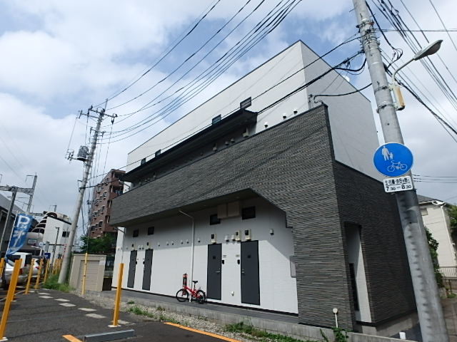 ��ʌ��������܎s�k�捡�H��55-2�̃A�p�[�g�̌����O��