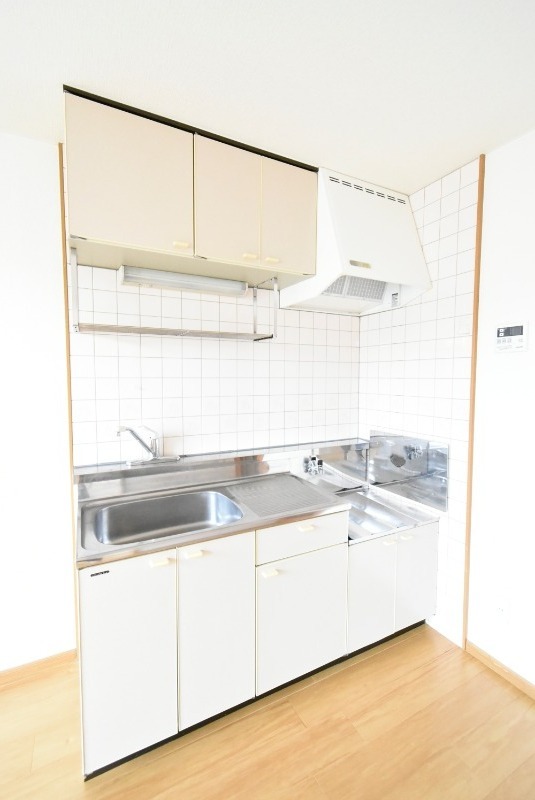 ��ʌ��������܎s����厚����{���̃}���V�����̃L�b�`��