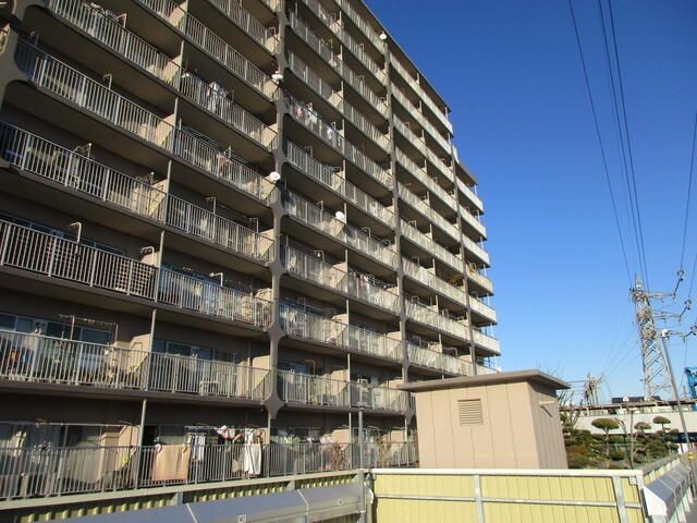 ��ʌ��������܎s��΋���؂P���ڂ̃}���V�����̌����O��